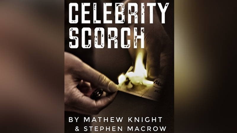 Magia con Fuego Celebrity Scorch (Tom Cruse y Elvis) de Mathew Knight and Stephen Macrow TiendaMagia - 1