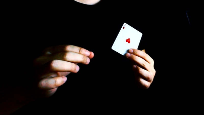 Card Magic and Trick Decks Sky Vanish by Sultan Orazaly video DOWNLOAD MMSMEDIA - 1