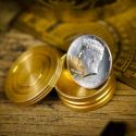Magnetic Coin Box  - Artisan Coin y OFM Studio 