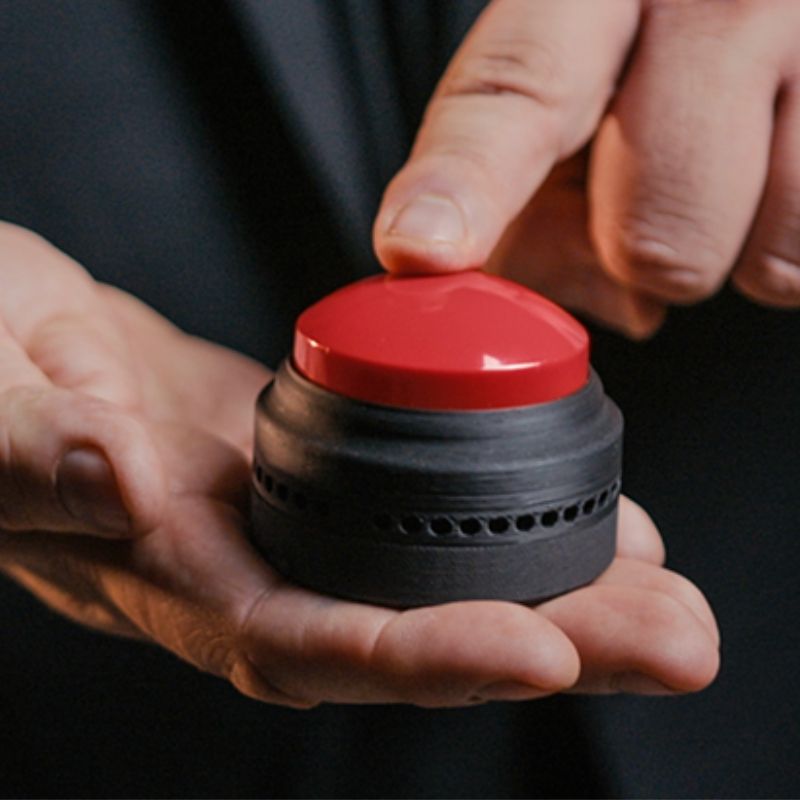 The Button - Chris James con Craig Petty y João Miranda Magic 