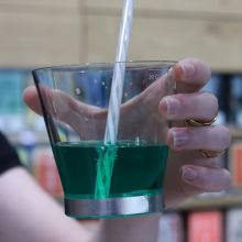 Free Drinks - Peter Kamp 